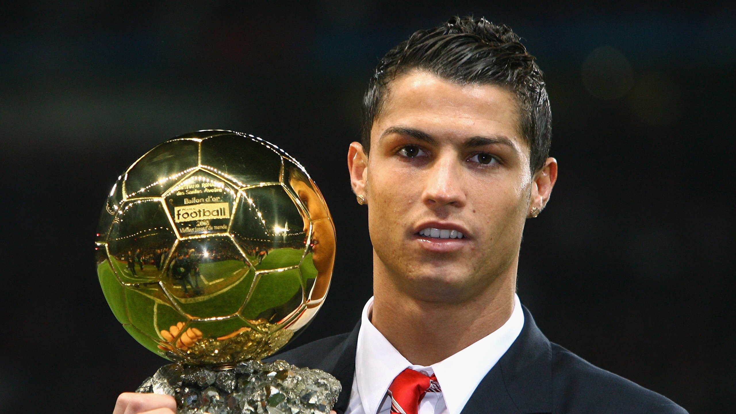 意甲裁判VAR语言提示系统减少多语境误解率